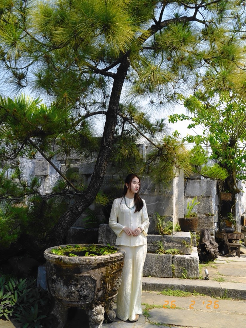 Cô Hồng Ngọc — Sáng lập Ruby Bright Academy